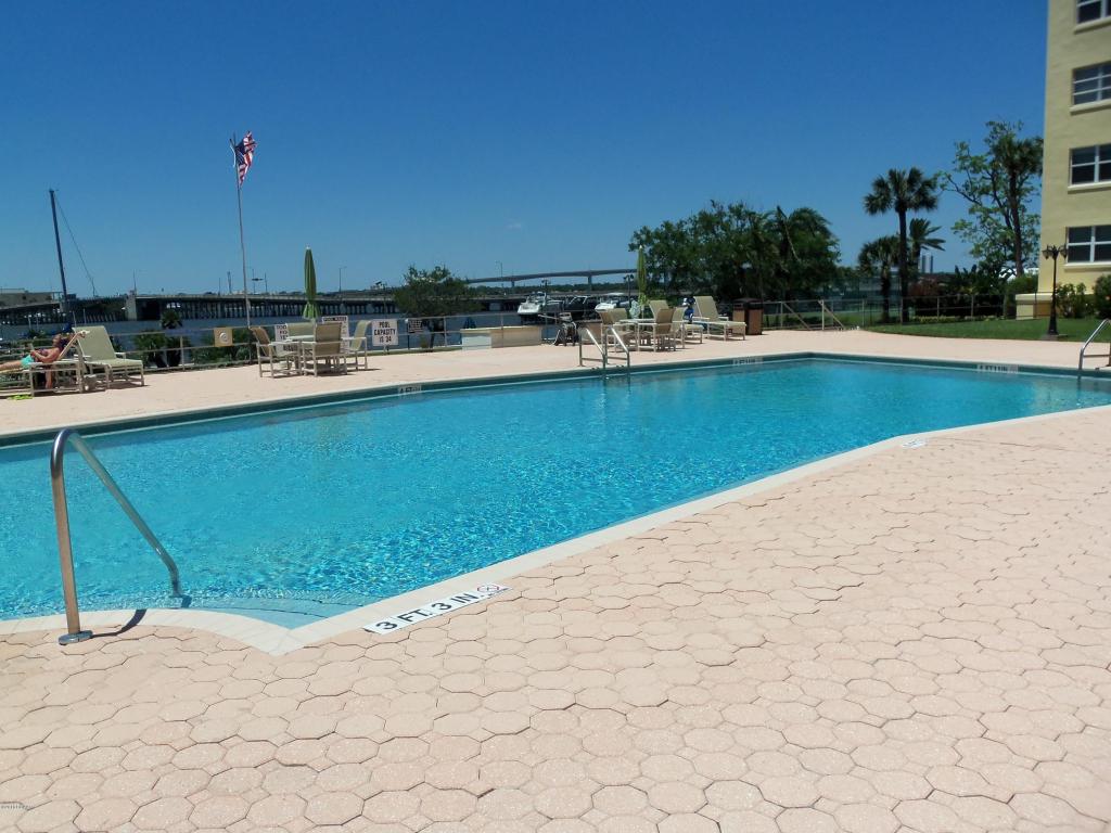 1224 S PENINSULA Drive, Daytona Beach, FL 32118