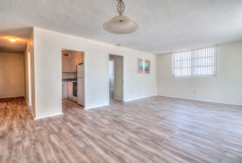 2727 N Atlantic Avenue, Daytona Beach, FL 32118