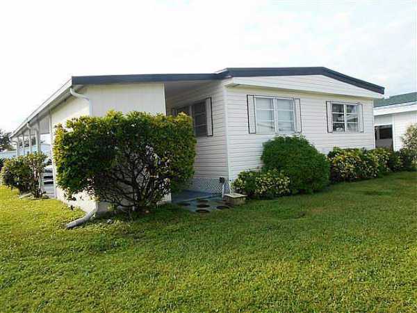 Colonial Colony South1276 Monticello DriveDaytona Beach, FL 32119