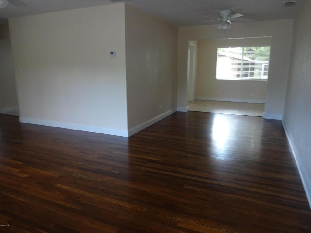 905 Longshadow Road, South Daytona, FL 32119