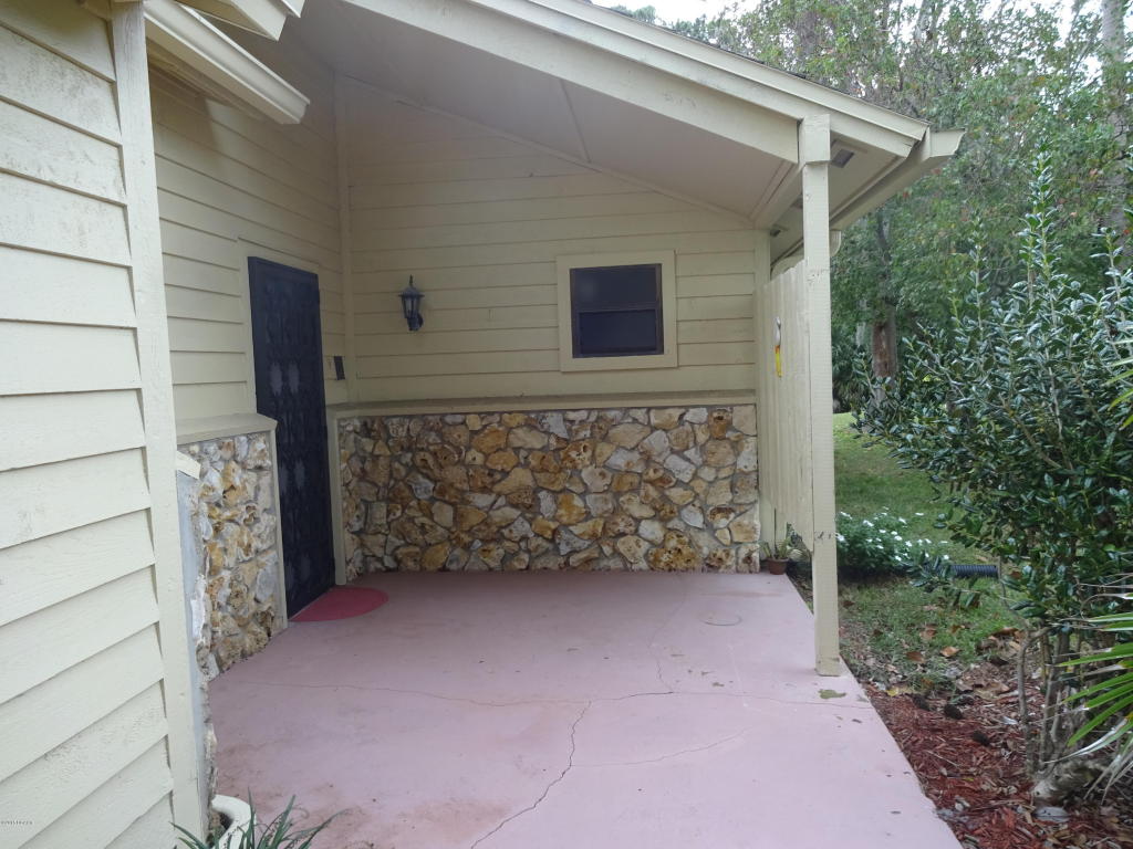 136 S Gull Drive, Daytona Beach, FL 32119
