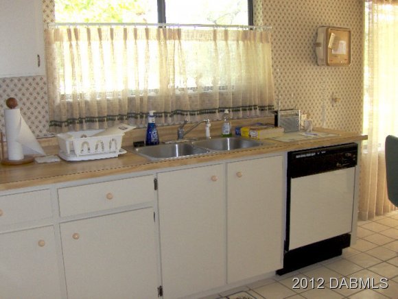185 Surf Scooter Drive, Daytona Beach, FL 32119
