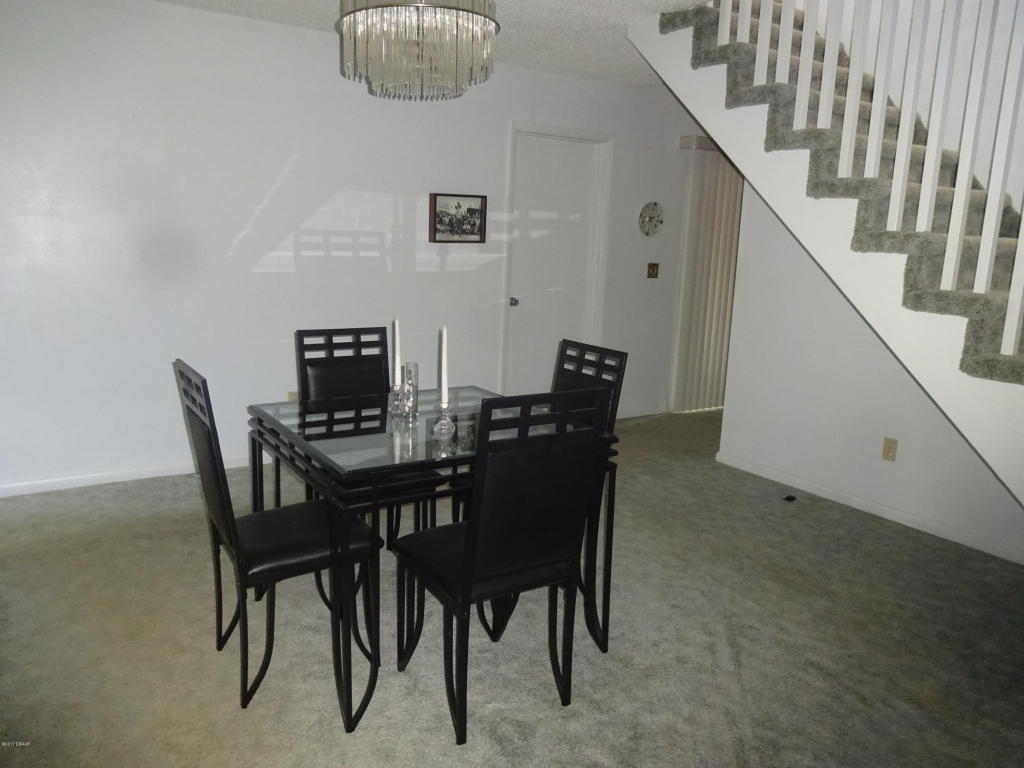 153 S Gull Drive, Daytona Beach, FL 32119