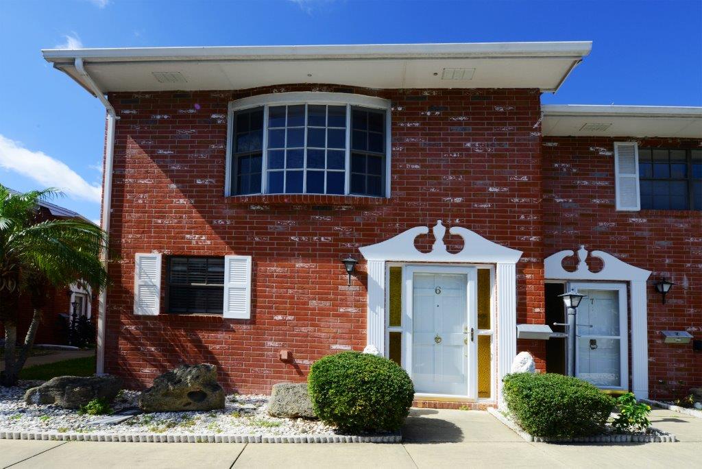 2250 Palmetto, South Daytona Beach, FL 32119