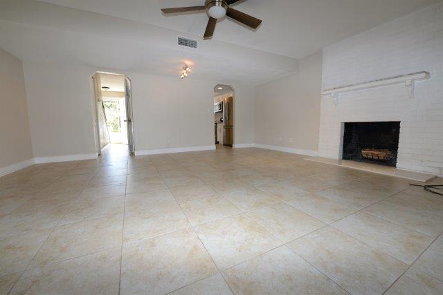 2250 Palmetto, South Daytona Beach, FL 32119