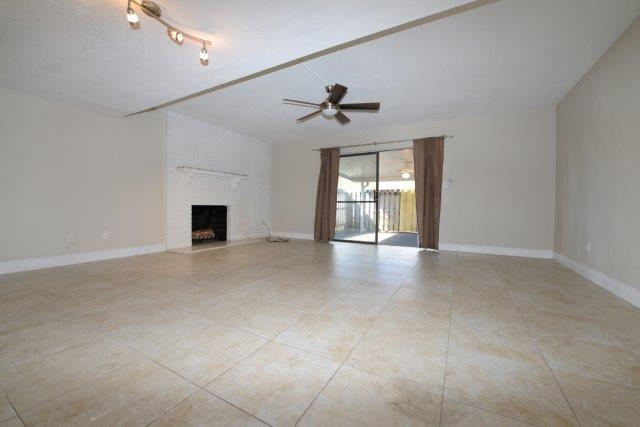 2250 Palmetto, South Daytona Beach, FL 32119