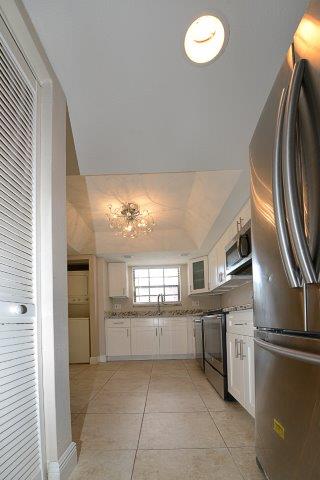 2250 Palmetto, South Daytona Beach, FL 32119
