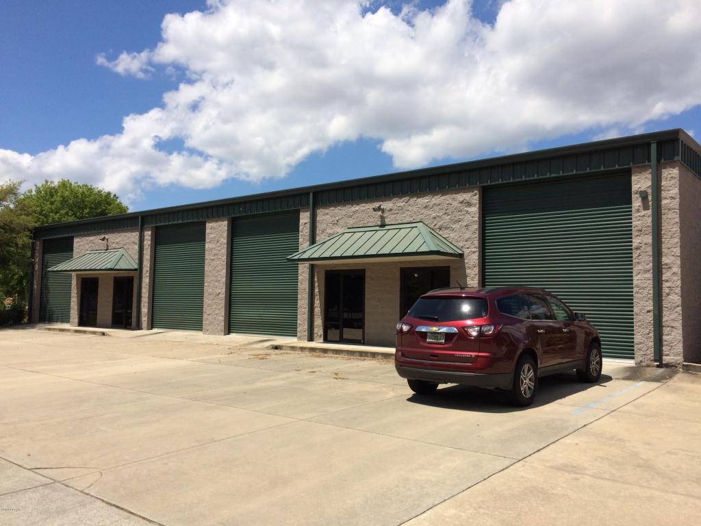 947 BEVILLE Road, South Daytona, FL 32119