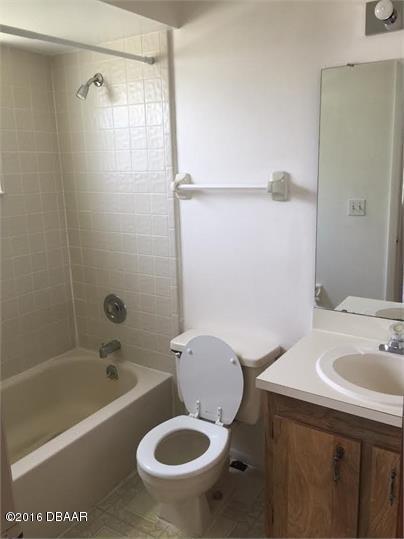428 BANANA CAY, South Daytona, FL 32119