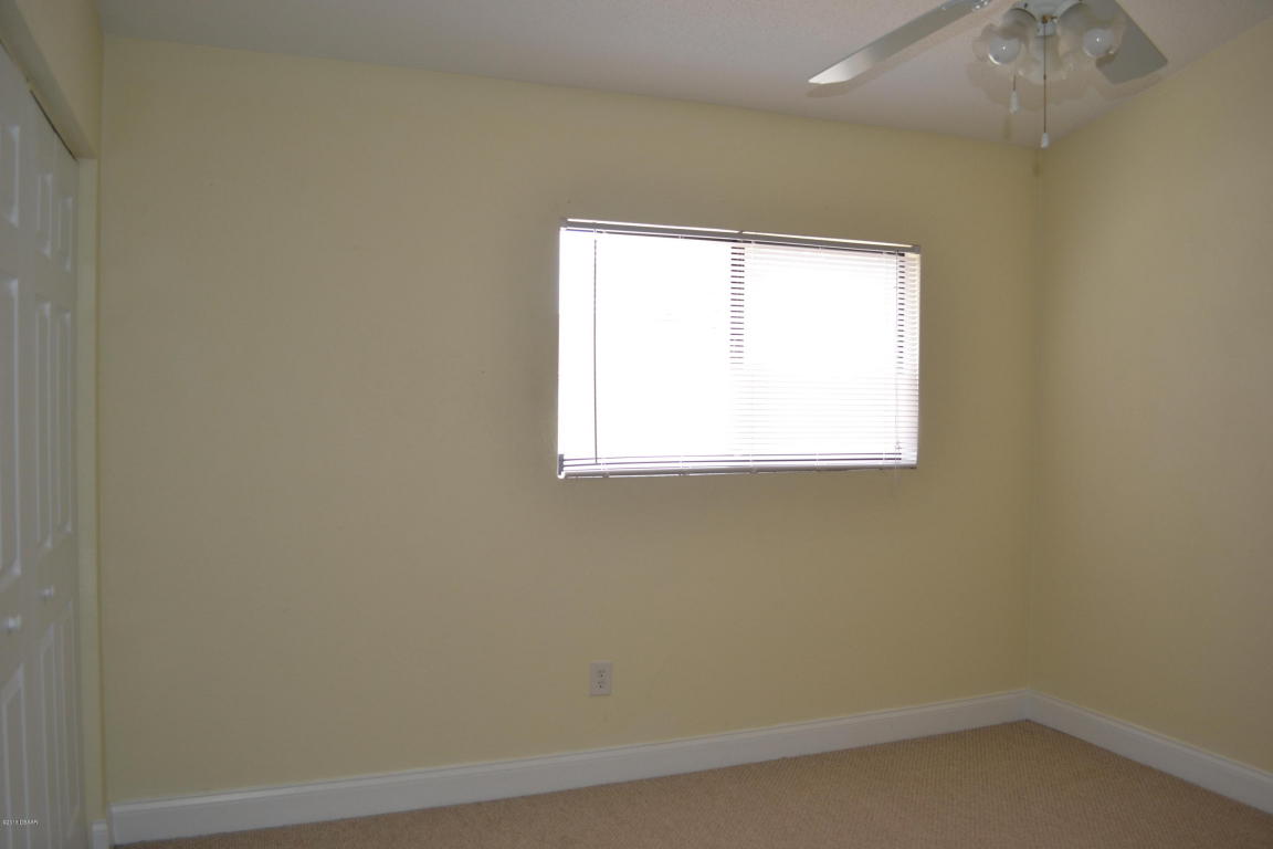 480 REED CANAL Road, South Daytona, FL 32119