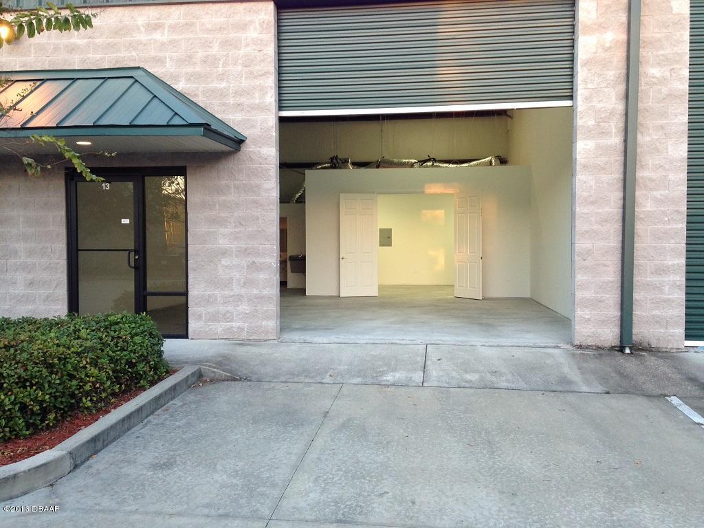 947 BEVILLE Road, South Daytona, FL 32119