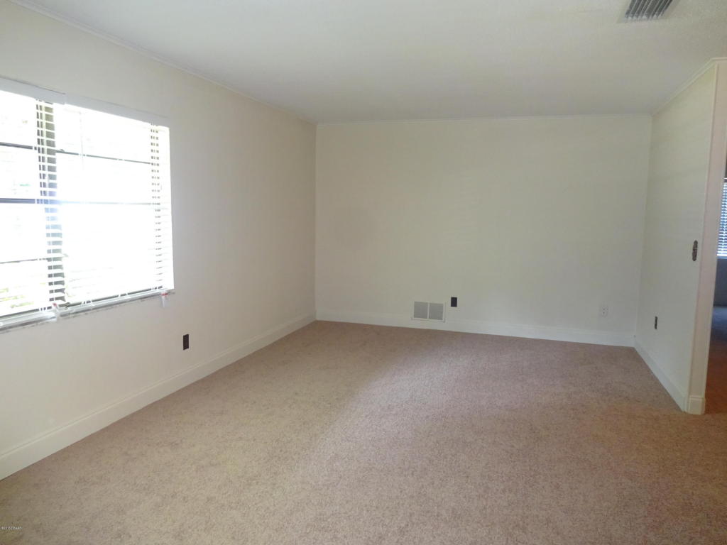 731 Chicago Avenue, Daytona Beach, FL 32119