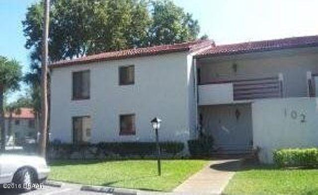 102 BOB WHITE Court, Daytona Beach, FL 32119