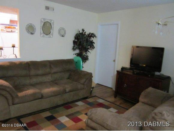 1600 W Big Tree Road, Daytona Beach, FL 32119