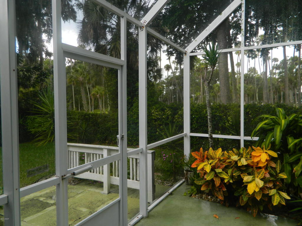 98 BRYAN CAVE Road, South Daytona, FL 32119