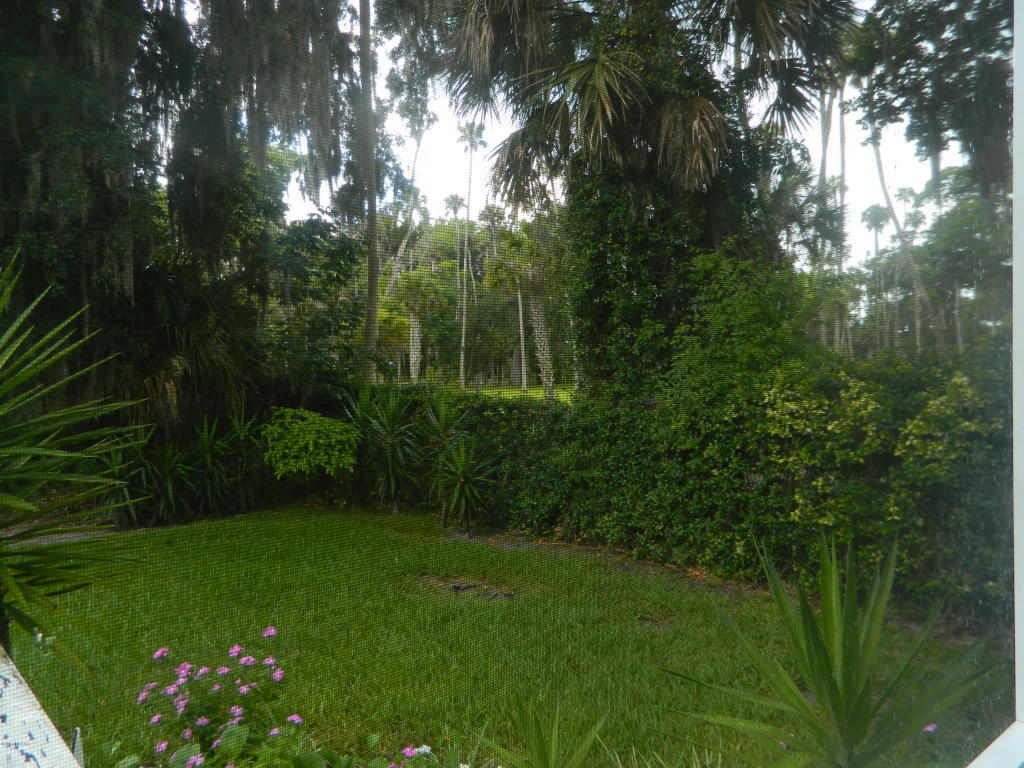 98 BRYAN CAVE Road, South Daytona, FL 32119