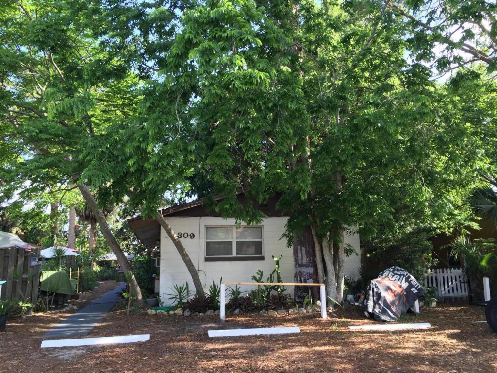 309 CHARLES Street, Port Orange, FL 32129