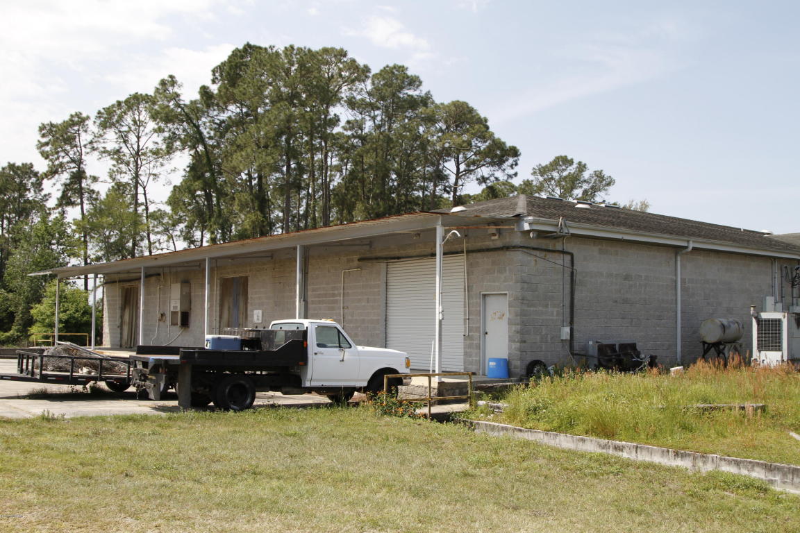 6111 Lake Winona Road, DeLeon Springs, FL 32130
