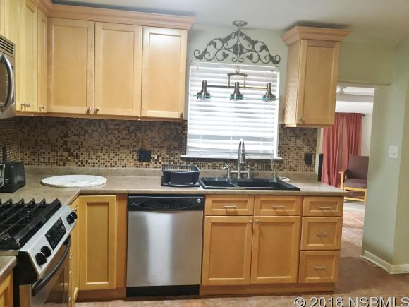 116 Knapp Ave, Edgewater, FL 32132