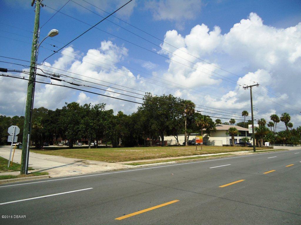 326 N Ridgewood Avenue, Edgewater, FL 32132