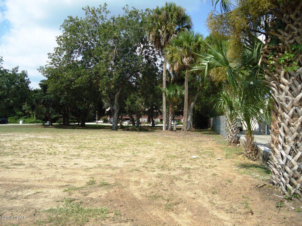 326 N Ridgewood Avenue, Edgewater, FL 32132