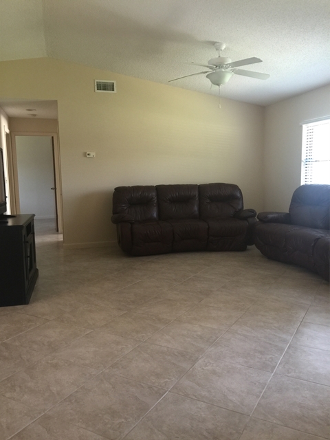 164 Avalon Ave, Flagler Beach, FL 32136