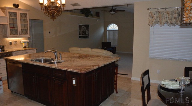 3 Cedar Ct, Palm Coast, FL 32137