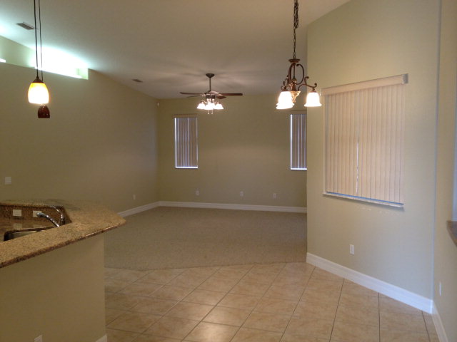 8 Fernon Lane, Palm Coast, FL 32137