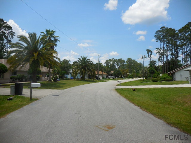 50 Bannerwood Ln, Palm Coast, FL 32137