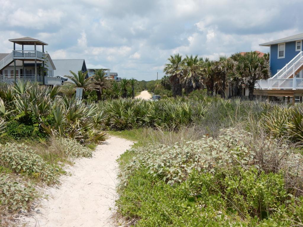 50 FLAGLER DR, Palm Coast, FL 32137