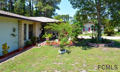8 Beverly Pl, Palm Coast, FL 32137