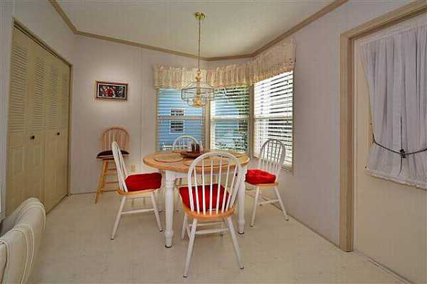 Hacienda Del Rio472 La CoquinaEdgewater, FL 32141