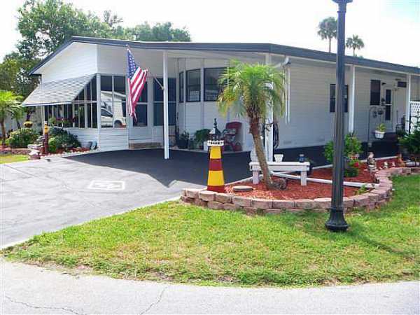 Hacienda Del Rio424 La CoquinaEdgewater, FL 32141