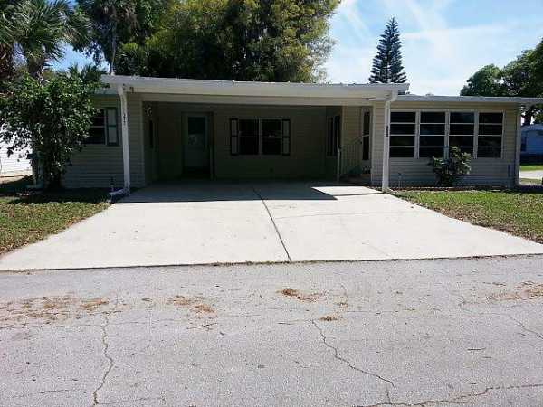 Hacienda Del Rio372 Bella VistaEdgewater, FL 32141
