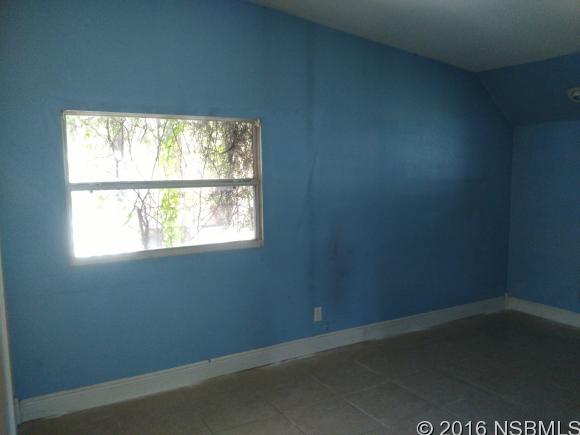 122 Pine St, Edgewater, FL 32141