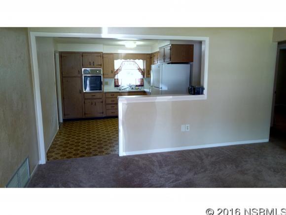 1907 Evergreen Dr, Edgewater, FL 32141