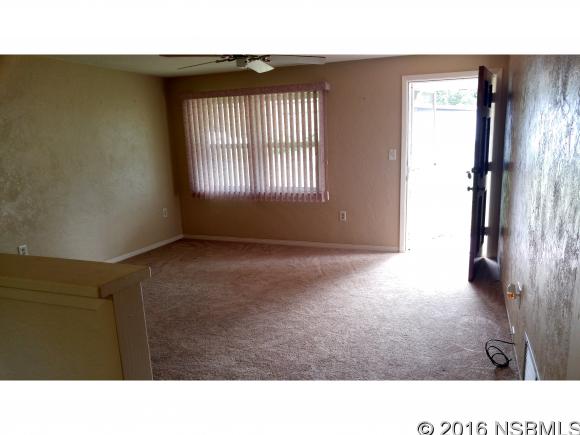 1907 Evergreen Dr, Edgewater, FL 32141