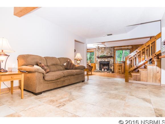 2309 Kumquat Dr, Edgewater, FL 32141
