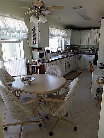 Hacienda Del Rio176 El PadreEdgewater, FL 32141