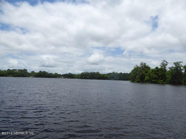 228 OLD WOODS RD, Interlachen, FL 32148