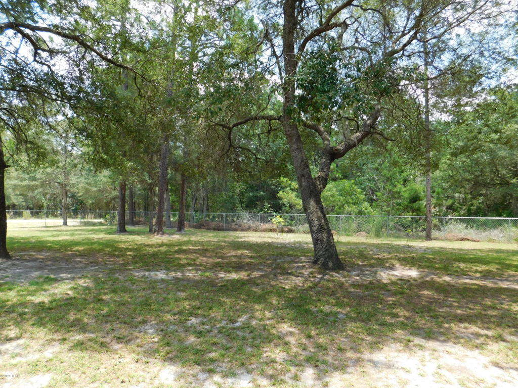 127 HURON ST, Interlachen, FL 32148