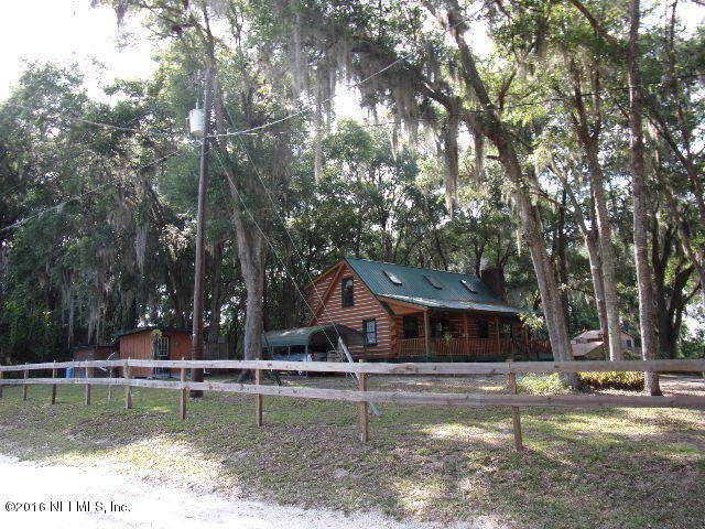 801 LAKE SHORE TER, Interlachen, FL 32148