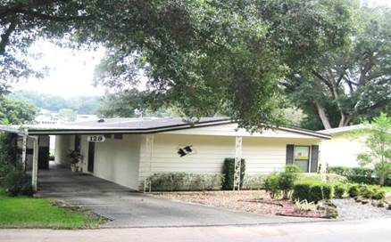 Water Oak Country Club129 Willow WayLady Lake, FL 32159