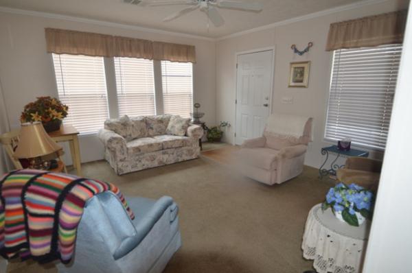 Sunshine Mobile Home Park7669 Sunrise DriveLady Lake, FL 32159