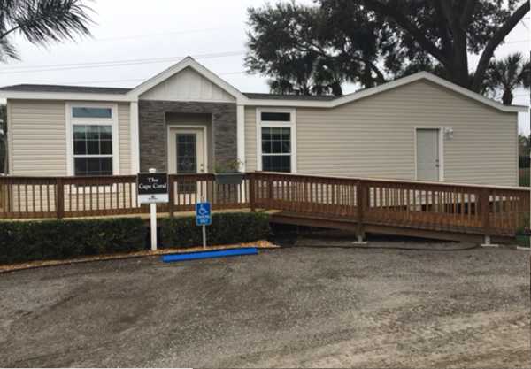 Water Oak Country Club229 Magnolia Dr.Lady Lake, FL 32159