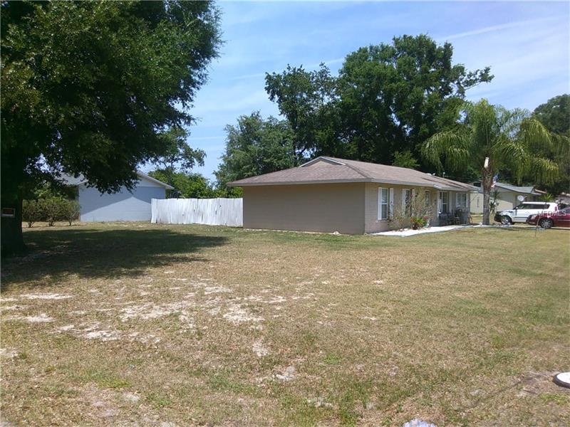 301 MAGNOLIA WAY, Lady Lake, FL 32159