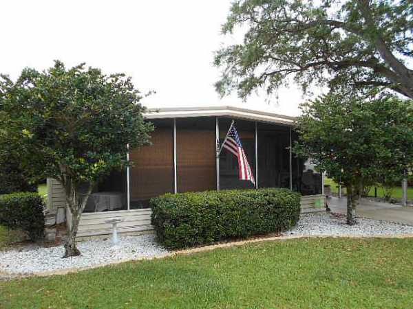 Water Oak Country Club404 Tullip Tree LaneLady Lake, FL 32159