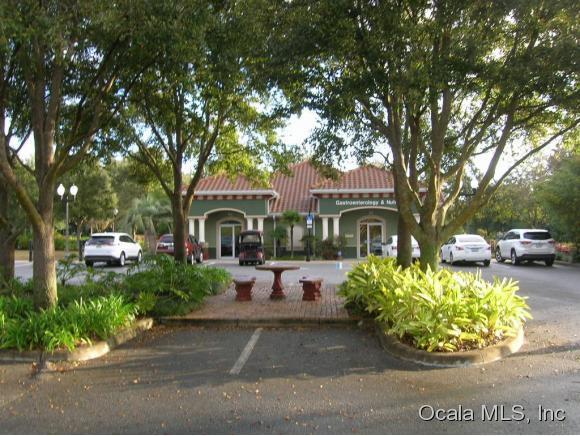 8550 NE 138th 102 Lane, Lady Lake, FL 32159