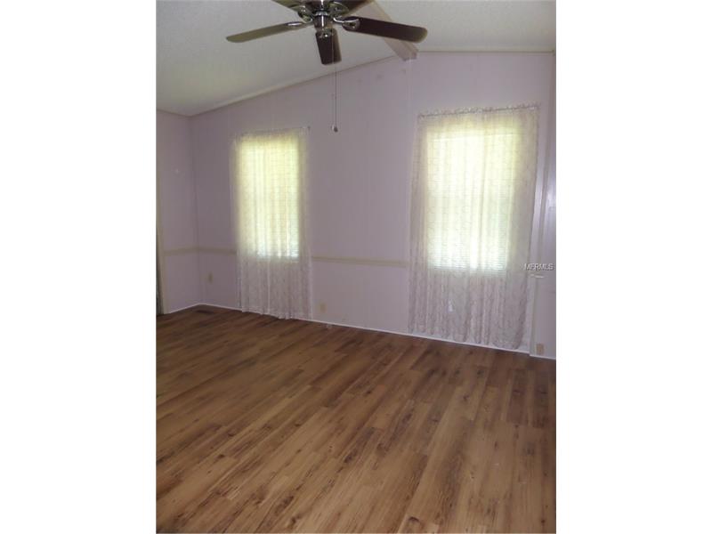 1636 W SCHWARTZ BOULEVARD, Lady Lake, FL 32159