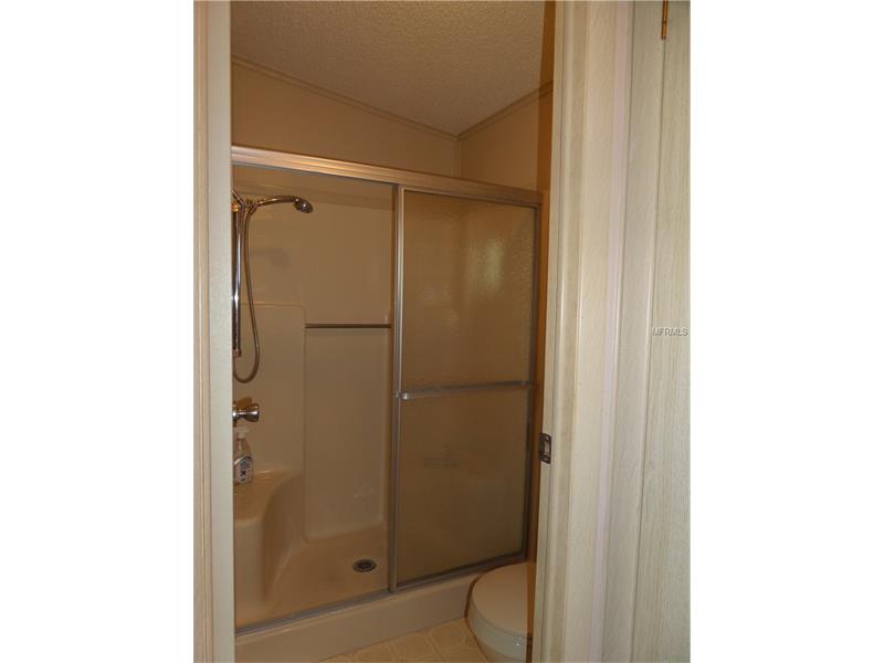 1636 W SCHWARTZ BOULEVARD, Lady Lake, FL 32159